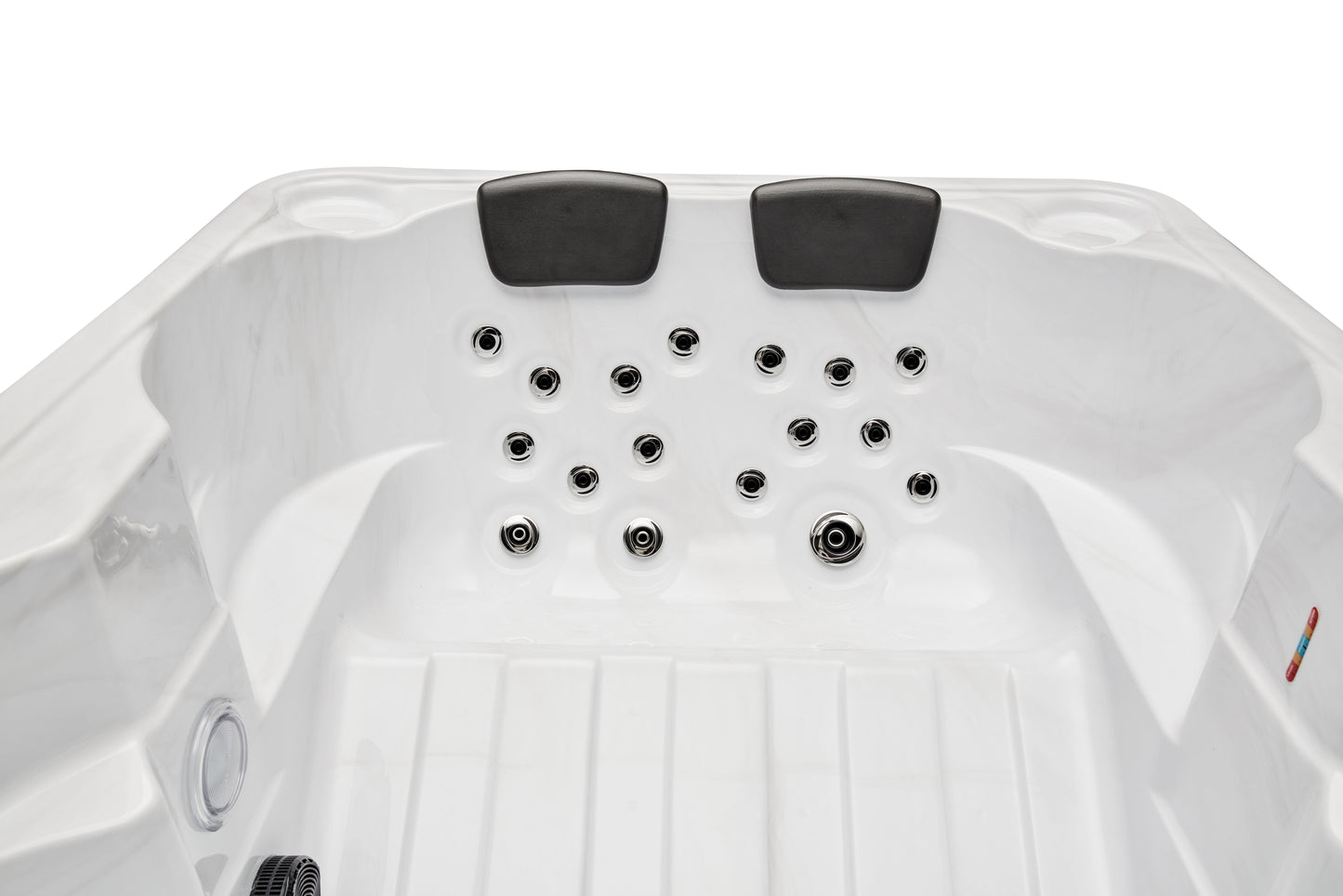 Luxury Spas Regal Hot Tub for 4 people