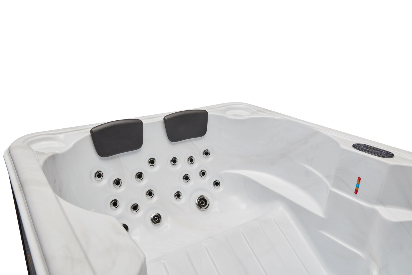 Luxury Spas Regal Hot Tub for 4 people