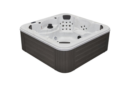 Luxury Spas Denali Hot Tub for 7 people